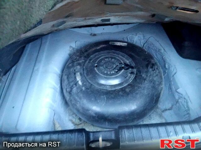 Серый Шевроле Авео, объемом двигателя 1.5 л и пробегом 368 тыс. км за 3000 $, фото 7 на Automoto.ua