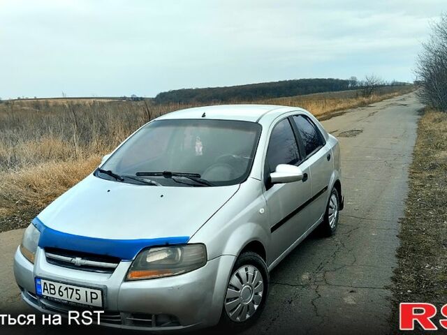 Серый Шевроле Авео, объемом двигателя 1.5 л и пробегом 225 тыс. км за 1650 $, фото 1 на Automoto.ua
