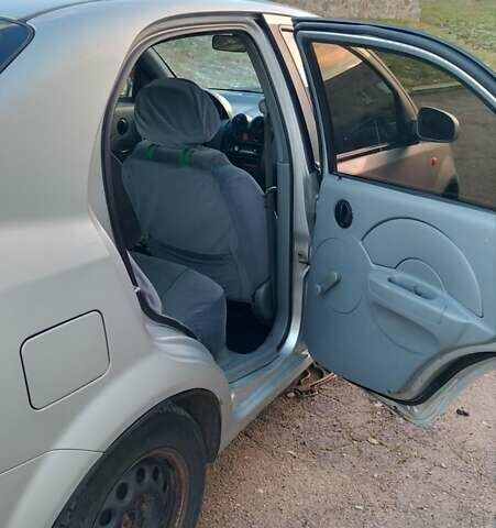 Серый Шевроле Авео, объемом двигателя 1.5 л и пробегом 259 тыс. км за 2000 $, фото 13 на Automoto.ua