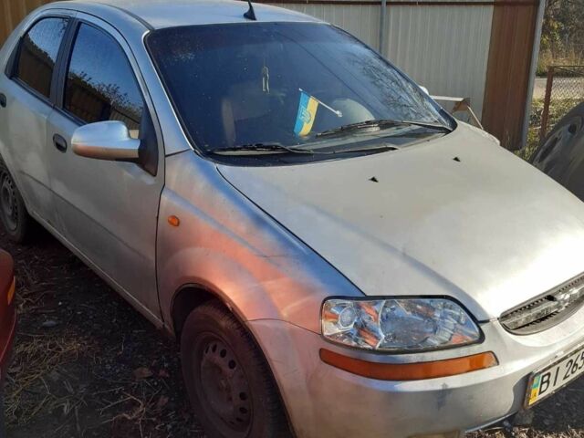 Серый Шевроле Авео, объемом двигателя 1.5 л и пробегом 320 тыс. км за 2000 $, фото 5 на Automoto.ua