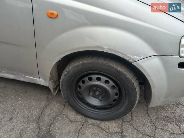 Серый Шевроле Авео, объемом двигателя 1.5 л и пробегом 150 тыс. км за 1900 $, фото 12 на Automoto.ua