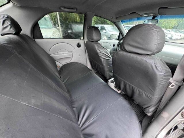 Сірий Шевроле Авео, об'ємом двигуна 1.5 л та пробігом 250 тис. км за 1999 $, фото 9 на Automoto.ua