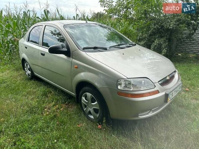 Серый Шевроле Авео, объемом двигателя 1.5 л и пробегом 143 тыс. км за 3500 $, фото 3 на Automoto.ua