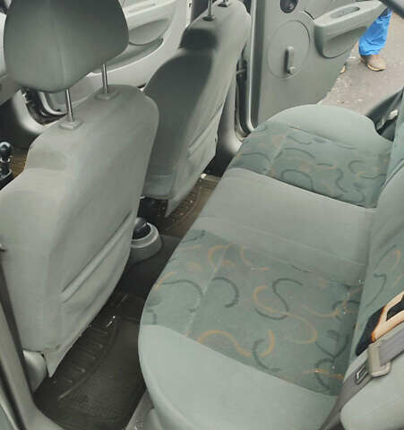 Серый Шевроле Авео, объемом двигателя 1.5 л и пробегом 137 тыс. км за 3500 $, фото 6 на Automoto.ua