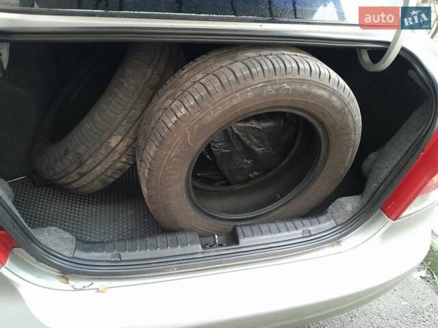 Сірий Шевроле Авео, об'ємом двигуна 1.5 л та пробігом 197 тис. км за 2500 $, фото 7 на Automoto.ua