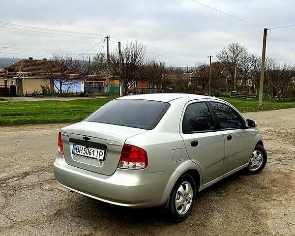 Сірий Шевроле Авео, об'ємом двигуна 1.5 л та пробігом 255 тис. км за 3000 $, фото 2 на Automoto.ua