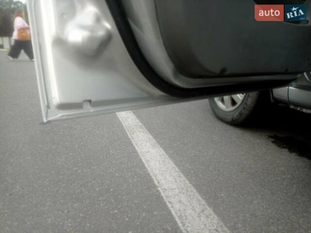 Серый Шевроле Авео, объемом двигателя 1.5 л и пробегом 142 тыс. км за 2850 $, фото 10 на Automoto.ua