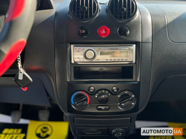 Сірий Шевроле Авео, об'ємом двигуна 1.5 л та пробігом 99 тис. км за 4990 $, фото 18 на Automoto.ua