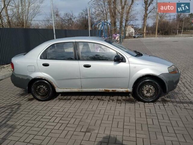Серый Шевроле Авео, объемом двигателя 0 л и пробегом 165 тыс. км за 2400 $, фото 6 на Automoto.ua