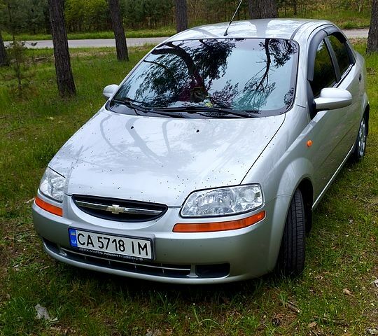 Сірий Шевроле Авео, об'ємом двигуна 1.5 л та пробігом 190 тис. км за 3100 $, фото 4 на Automoto.ua