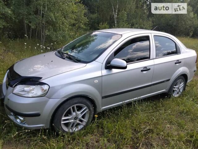 Сірий Шевроле Авео, об'ємом двигуна 1.5 л та пробігом 204 тис. км за 4150 $, фото 1 на Automoto.ua