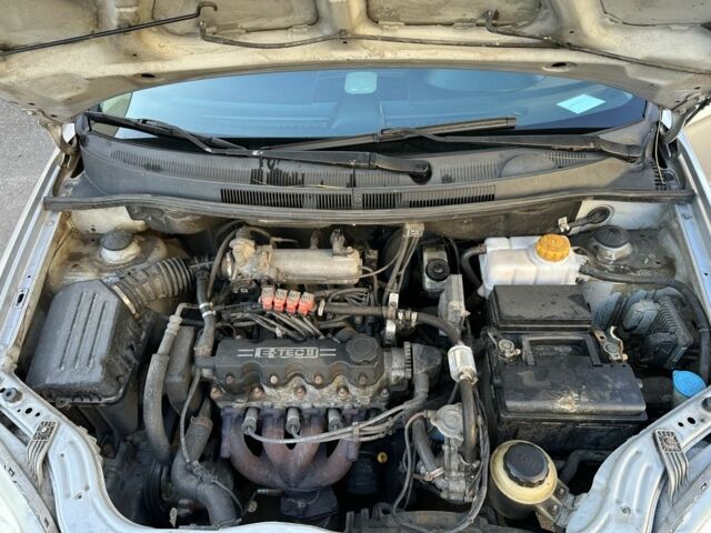 Серый Шевроле Авео, объемом двигателя 1.4 л и пробегом 270 тыс. км за 3400 $, фото 10 на Automoto.ua