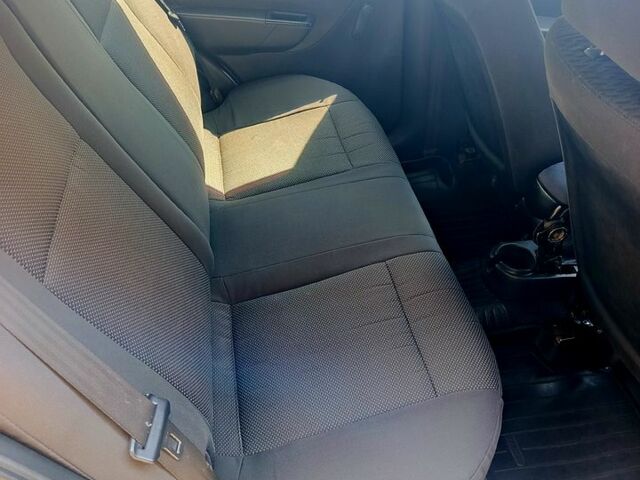 Серый Шевроле Авео, объемом двигателя 1.5 л и пробегом 194 тыс. км за 2800 $, фото 3 на Automoto.ua