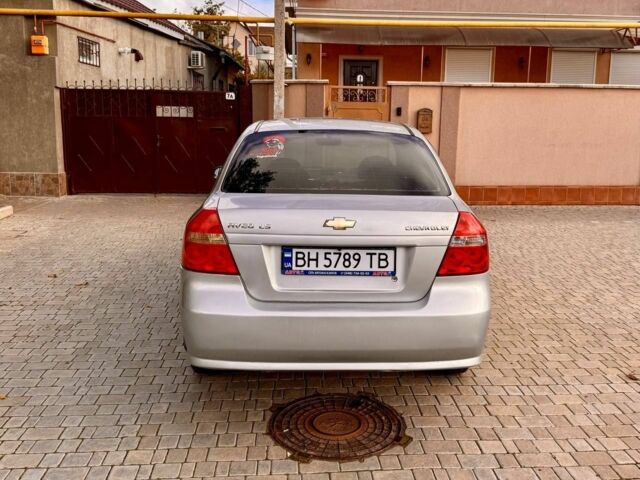Сірий Шевроле Авео, об'ємом двигуна 1.5 л та пробігом 283 тис. км за 2900 $, фото 3 на Automoto.ua