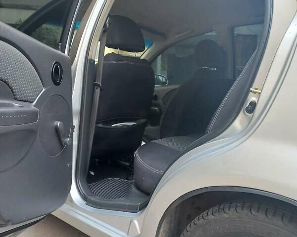 Сірий Шевроле Авео, об'ємом двигуна 1.5 л та пробігом 148 тис. км за 3700 $, фото 14 на Automoto.ua