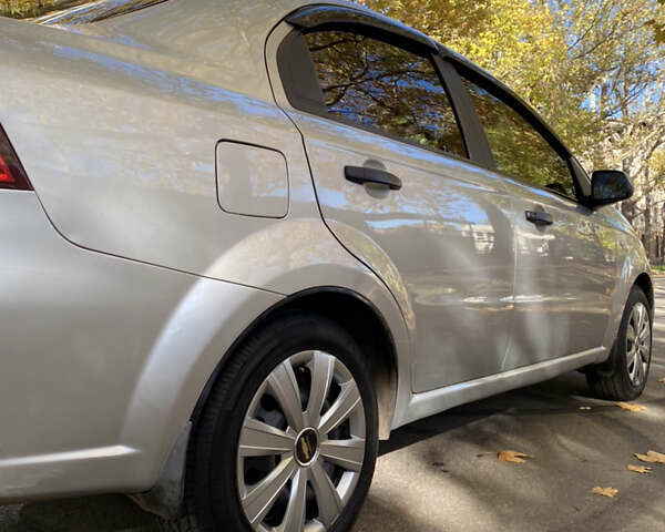 Шевроле Авео 2006 в Николаеве на Automoto.ua Серый Шевроле Авео, объемом двигателя 1.5 л и пробегом 283 тыс. км за 3550 $, фото 8 на Automoto.ua