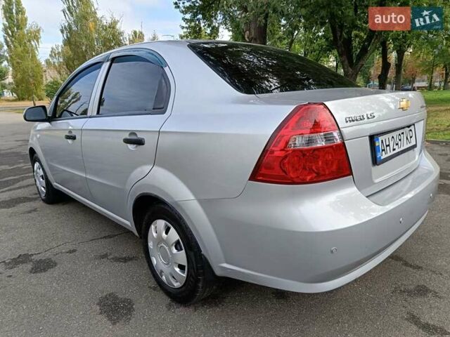 Сірий Шевроле Авео, об'ємом двигуна 1.5 л та пробігом 129 тис. км за 3499 $, фото 21 на Automoto.ua