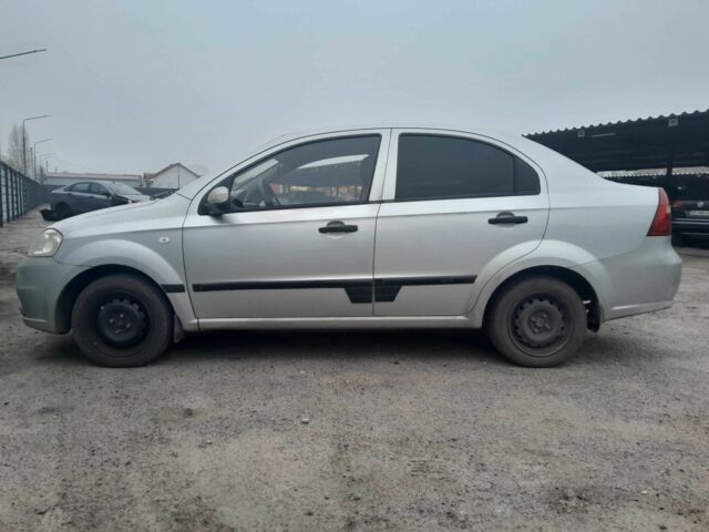 Сірий Шевроле Авео, об'ємом двигуна 1.5 л та пробігом 315 тис. км за 3000 $, фото 2 на Automoto.ua