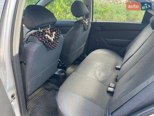Серый Шевроле Авео, объемом двигателя 1.5 л и пробегом 91 тыс. км за 5500 $, фото 11 на Automoto.ua