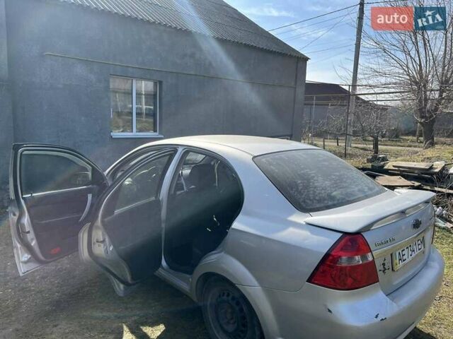 Серый Шевроле Авео, объемом двигателя 1.5 л и пробегом 245 тыс. км за 3200 $, фото 7 на Automoto.ua