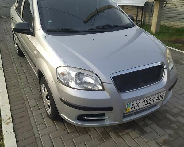 Сірий Шевроле Авео, об'ємом двигуна 1.5 л та пробігом 155 тис. км за 4099 $, фото 1 на Automoto.ua