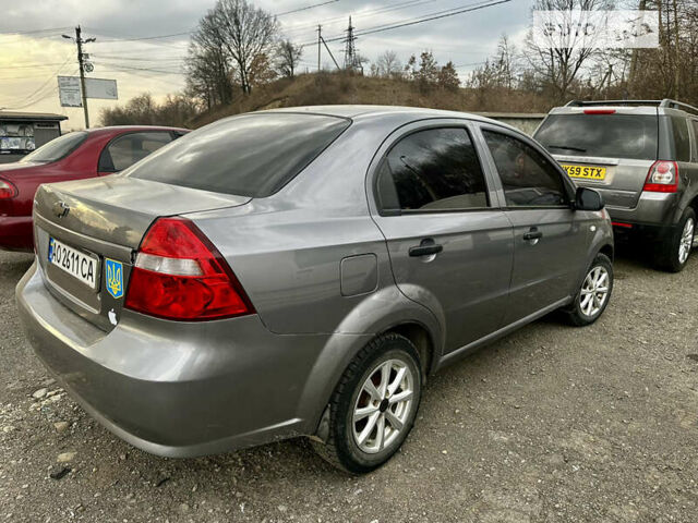 Серый Шевроле Авео, объемом двигателя 1.5 л и пробегом 170 тыс. км за 3200 $, фото 4 на Automoto.ua