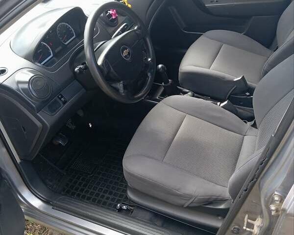 Серый Шевроле Авео, объемом двигателя 1.15 л и пробегом 223 тыс. км за 3300 $, фото 20 на Automoto.ua