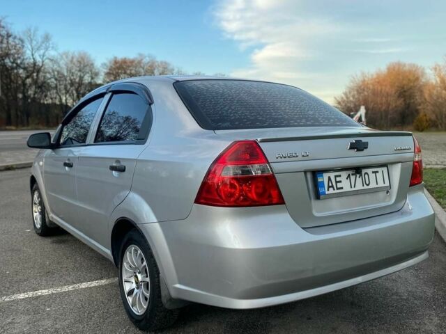 Сірий Шевроле Авео, об'ємом двигуна 1.5 л та пробігом 182 тис. км за 4499 $, фото 5 на Automoto.ua
