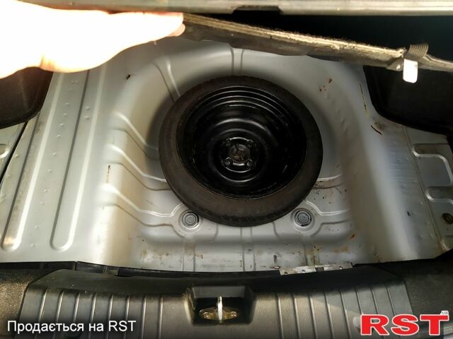 Сірий Шевроле Авео, об'ємом двигуна 1.5 л та пробігом 155 тис. км за 4099 $, фото 13 на Automoto.ua