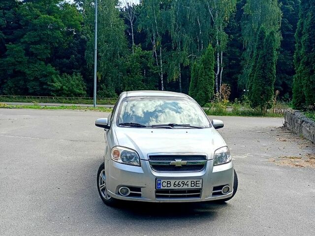Серый Шевроле Авео, объемом двигателя 1.5 л и пробегом 186 тыс. км за 4450 $, фото 1 на Automoto.ua