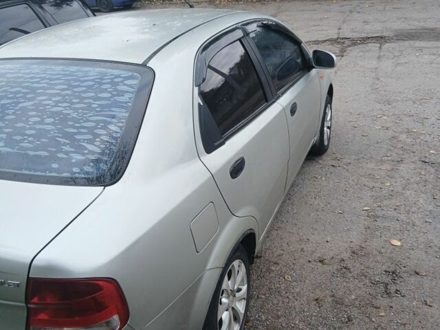 Серый Шевроле Авео, объемом двигателя 1.5 л и пробегом 3 тыс. км за 1900 $, фото 3 на Automoto.ua