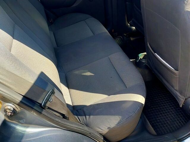 Серый Шевроле Авео, объемом двигателя 1.8 л и пробегом 245 тыс. км за 3600 $, фото 3 на Automoto.ua