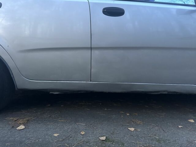 Серый Шевроле Авео, объемом двигателя 1.5 л и пробегом 296 тыс. км за 1699 $, фото 7 на Automoto.ua