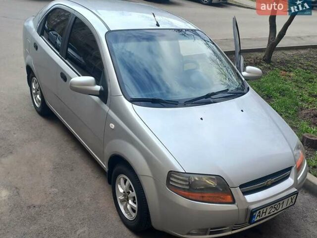 Сірий Шевроле Авео, об'ємом двигуна 1.5 л та пробігом 148 тис. км за 3700 $, фото 3 на Automoto.ua
