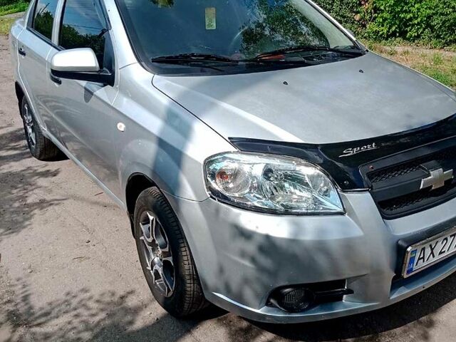 Сірий Шевроле Авео, об'ємом двигуна 1.5 л та пробігом 196 тис. км за 3400 $, фото 4 на Automoto.ua