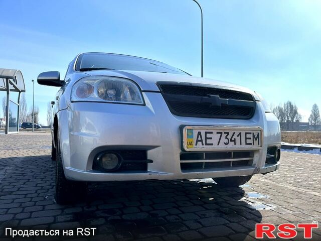 Серый Шевроле Авео, объемом двигателя 15 л и пробегом 253 тыс. км за 3500 $, фото 7 на Automoto.ua