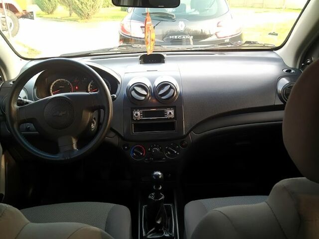 Сірий Шевроле Авео, об'ємом двигуна 1.5 л та пробігом 155 тис. км за 4099 $, фото 8 на Automoto.ua