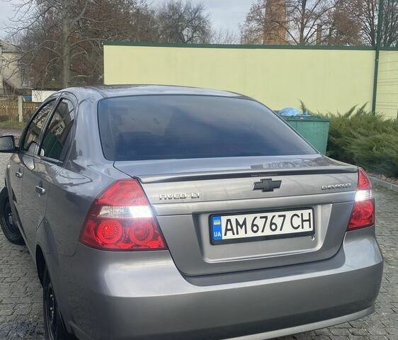 Сірий Шевроле Авео, об'ємом двигуна 1.4 л та пробігом 195 тис. км за 4500 $, фото 6 на Automoto.ua