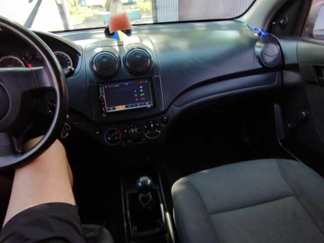 Сірий Шевроле Авео, об'ємом двигуна 1.5 л та пробігом 146 тис. км за 3799 $, фото 5 на Automoto.ua