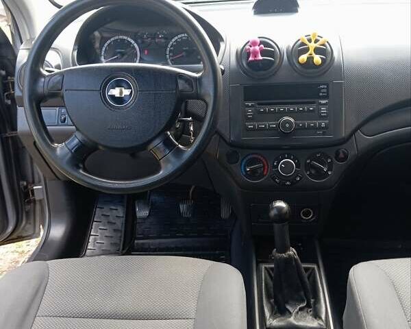 Серый Шевроле Авео, объемом двигателя 1.15 л и пробегом 223 тыс. км за 3300 $, фото 16 на Automoto.ua