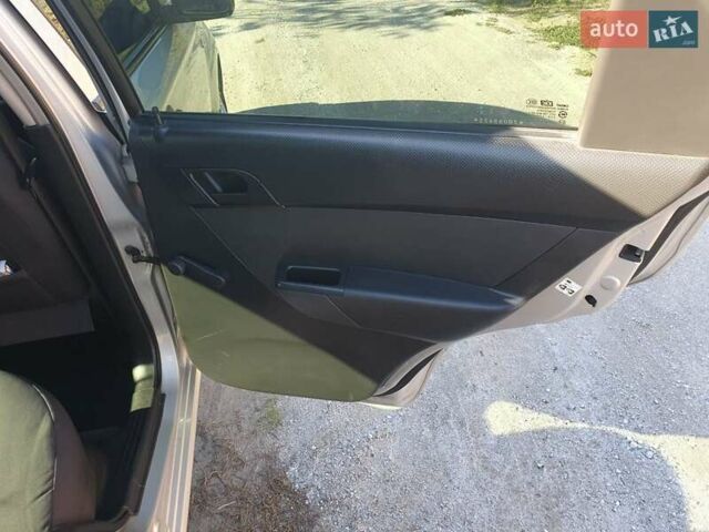 Сірий Шевроле Авео, об'ємом двигуна 1.5 л та пробігом 180 тис. км за 4500 $, фото 16 на Automoto.ua