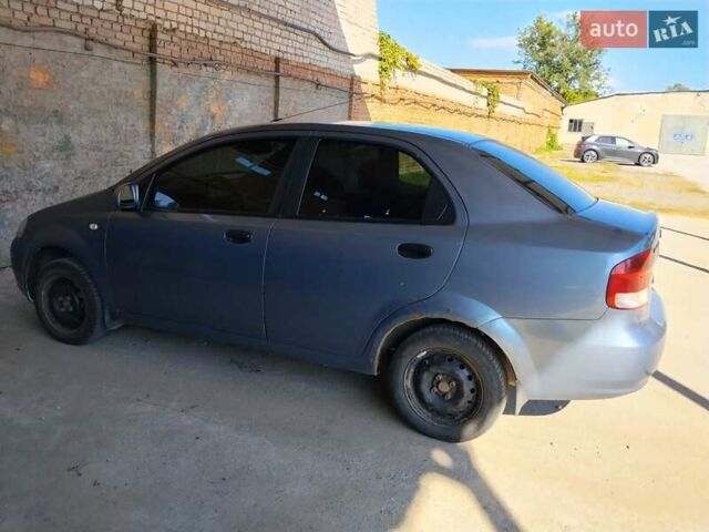 Серый Шевроле Авео, объемом двигателя 1.5 л и пробегом 320 тыс. км за 2500 $, фото 1 на Automoto.ua