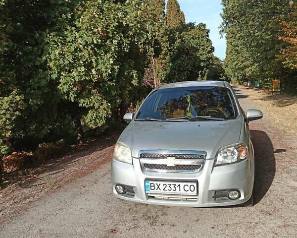 Серый Шевроле Авео, объемом двигателя 1.5 л и пробегом 220 тыс. км за 3200 $, фото 5 на Automoto.ua