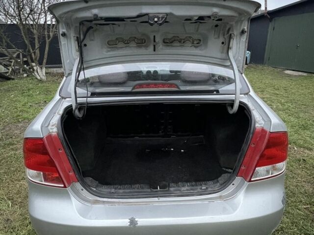 Сірий Шевроле Авео, об'ємом двигуна 1.5 л та пробігом 200 тис. км за 899 $, фото 9 на Automoto.ua