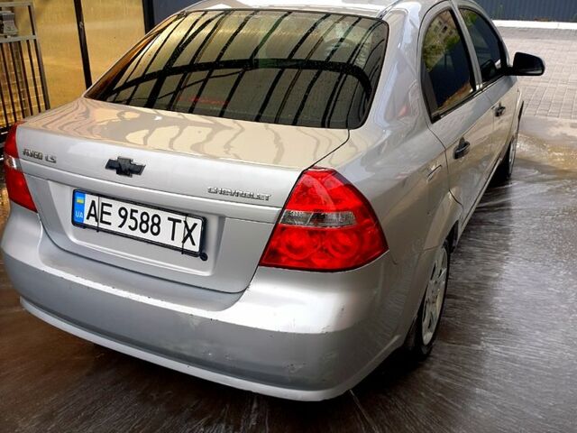 Серый Шевроле Авео, объемом двигателя 1.5 л и пробегом 228 тыс. км за 3400 $, фото 5 на Automoto.ua