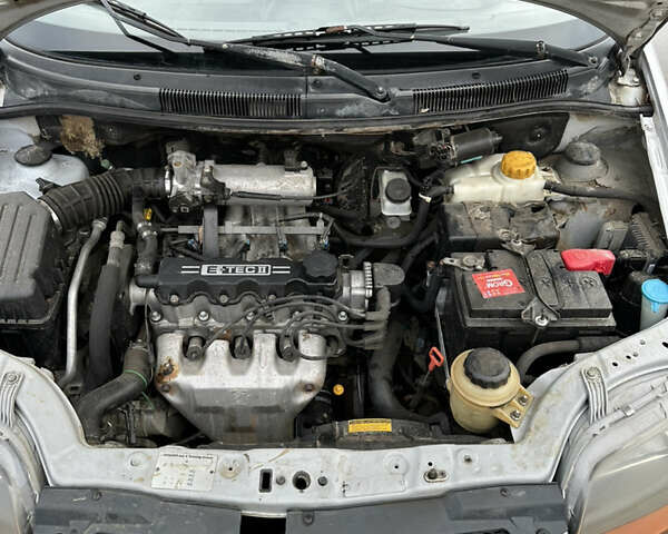 Серый Шевроле Авео, объемом двигателя 1.5 л и пробегом 126 тыс. км за 2900 $, фото 43 на Automoto.ua