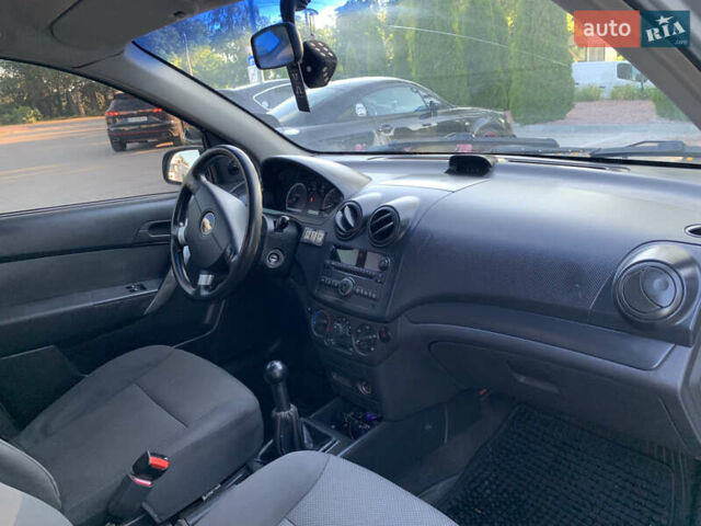 Серый Шевроле Авео, объемом двигателя 1.2 л и пробегом 298 тыс. км за 3500 $, фото 14 на Automoto.ua