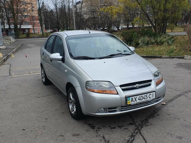 Серый Шевроле Авео, объемом двигателя 1.5 л и пробегом 109 тыс. км за 3550 $, фото 2 на Automoto.ua