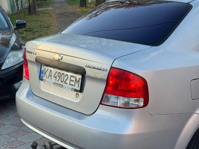 Серый Шевроле Авео, объемом двигателя 1.5 л и пробегом 230 тыс. км за 2299 $, фото 6 на Automoto.ua