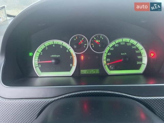 Серый Шевроле Авео, объемом двигателя 1.5 л и пробегом 286 тыс. км за 3000 $, фото 1 на Automoto.ua